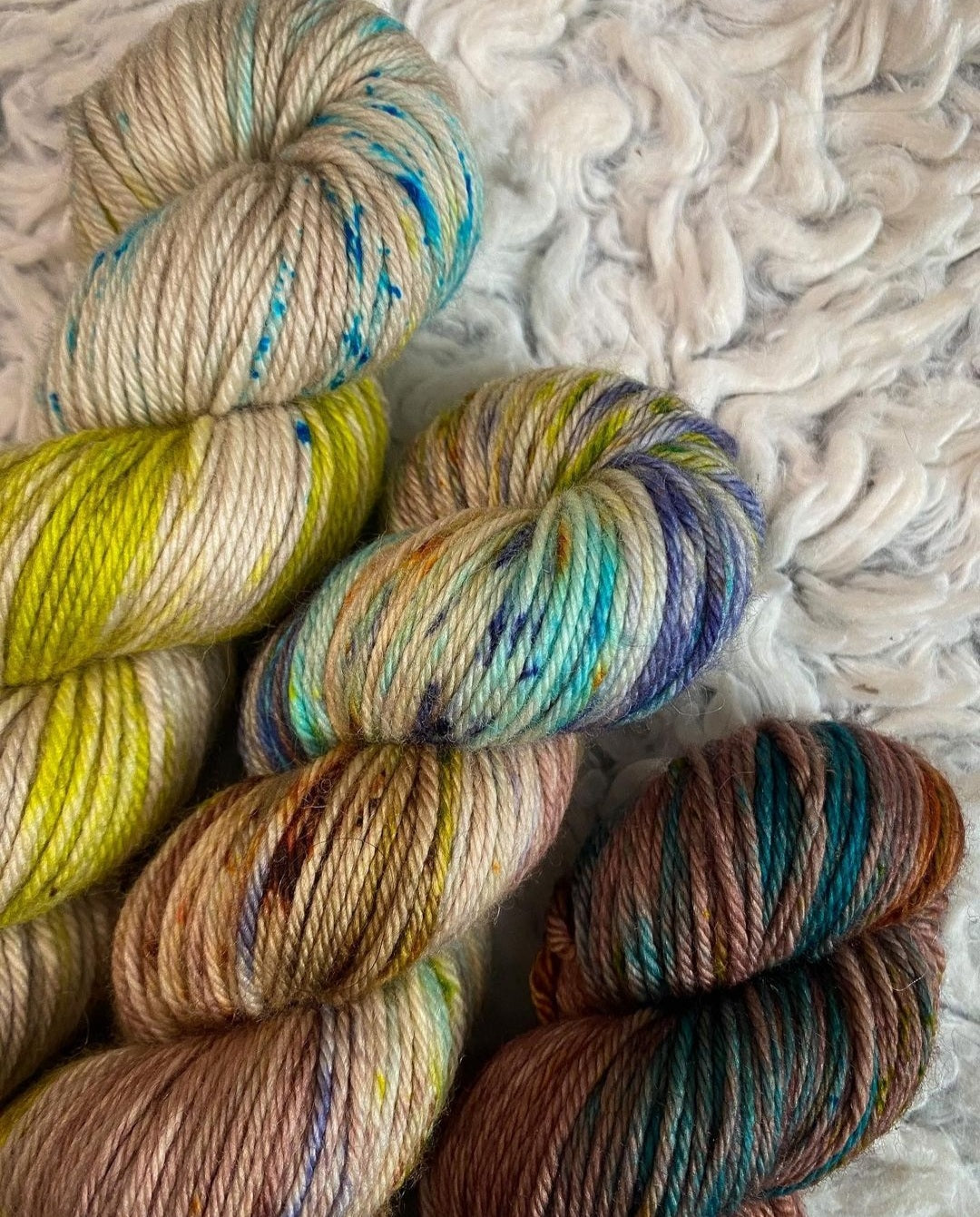 Ontario Pebbles Shawl Kit