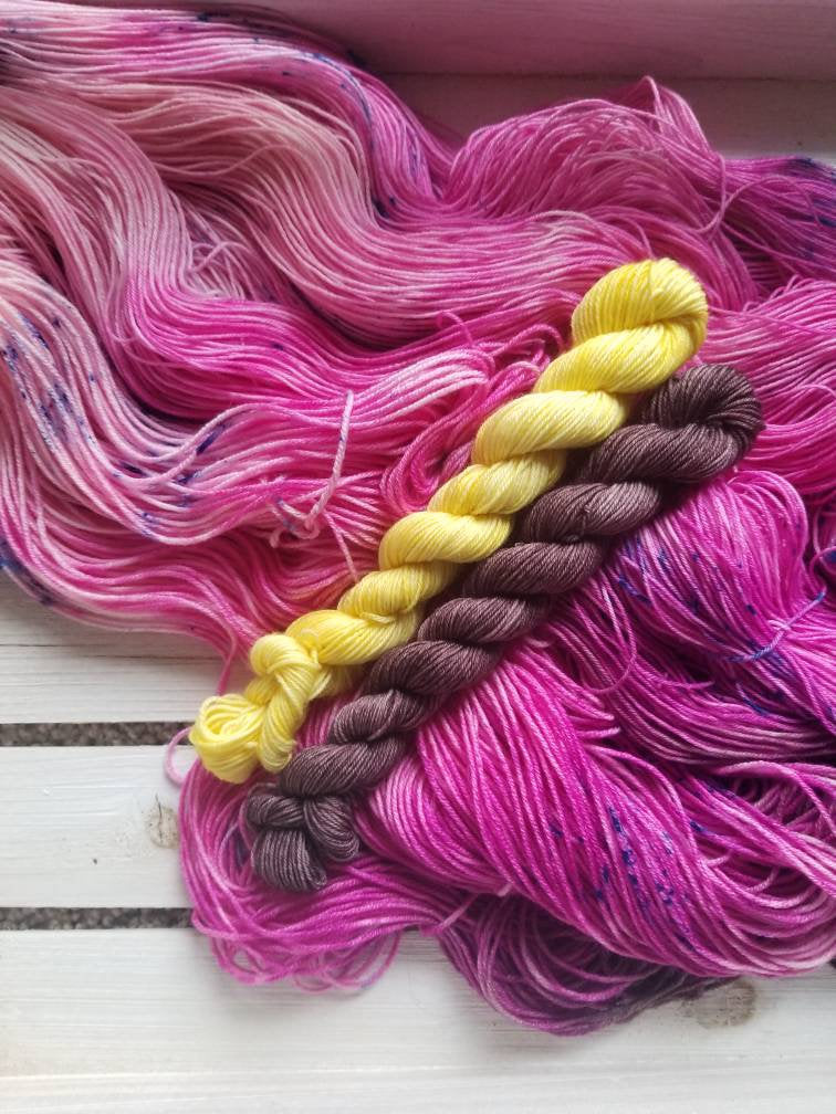 1,000 Yellow Daisies