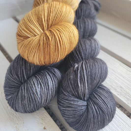 Black Velvet - Palm Your Knits Cocktail Kit